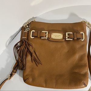 Michal Kors Tan Leather Crossbody Purse